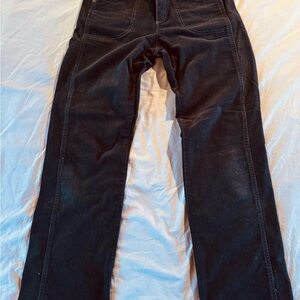Women’s Kuhl size 8 Corduroy Pants-deep brown